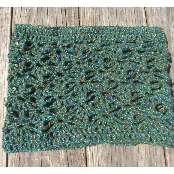 Handmade Women's Loop Scarf Cowl Crochet Alpaca Neckwarmer Lace Green Glitter - Picture 9 of 9